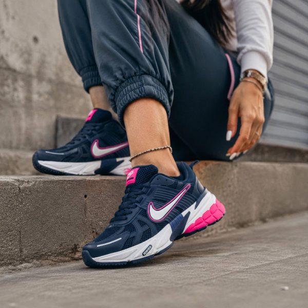 کفش و کتانی اسپرت زنانه مدل نایک کوشلون NIKE V2K رنگ سرمه ای صورتی کد 41835
